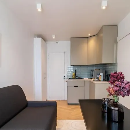 Cozy Modern-Paris7-Tour Eiffel-Champs De Mars Apartment Exterior photo